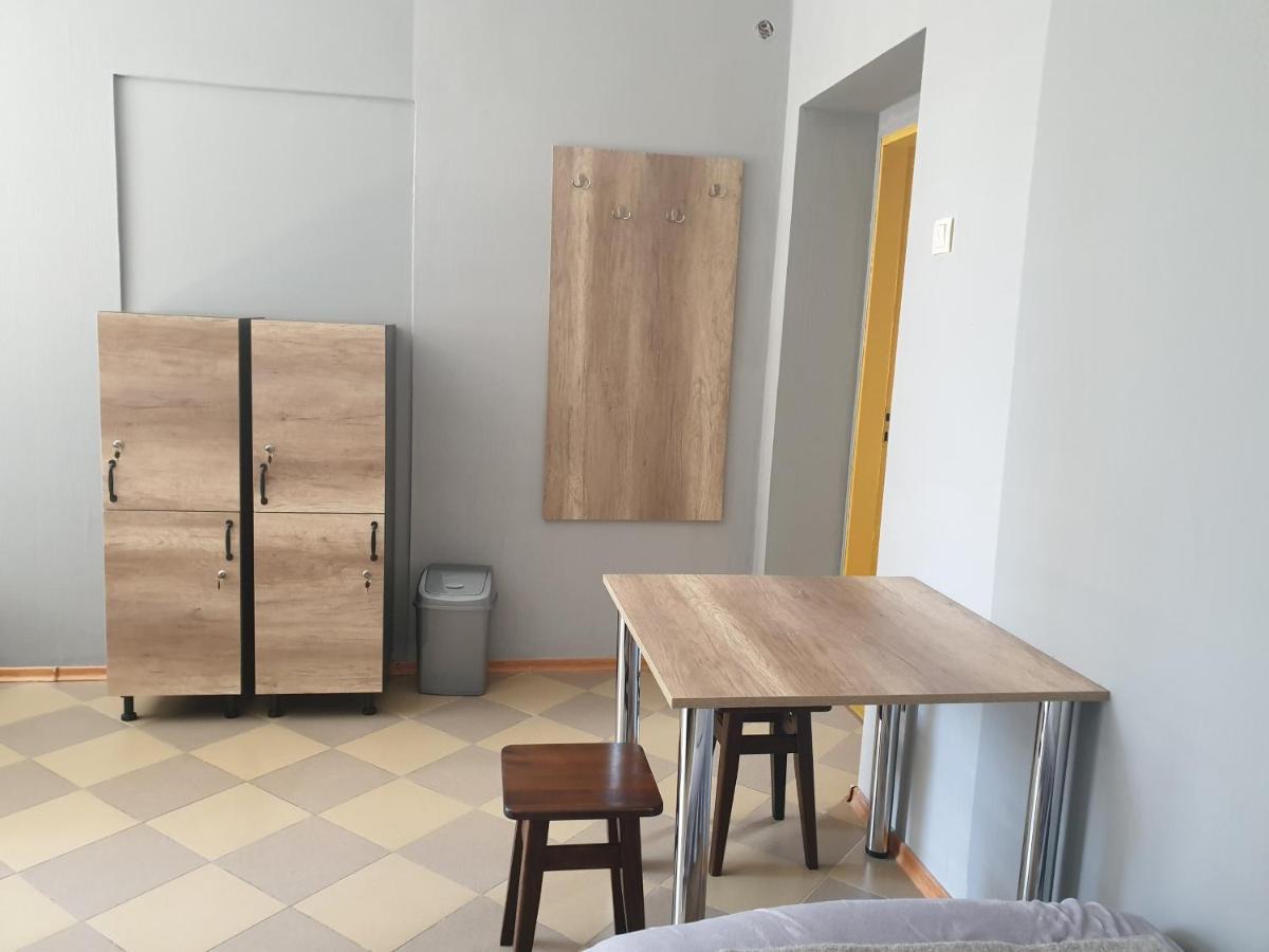 Мандри Хостел Oujhorod Extérieur photo