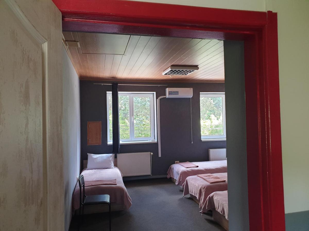 Мандри Хостел Oujhorod Extérieur photo