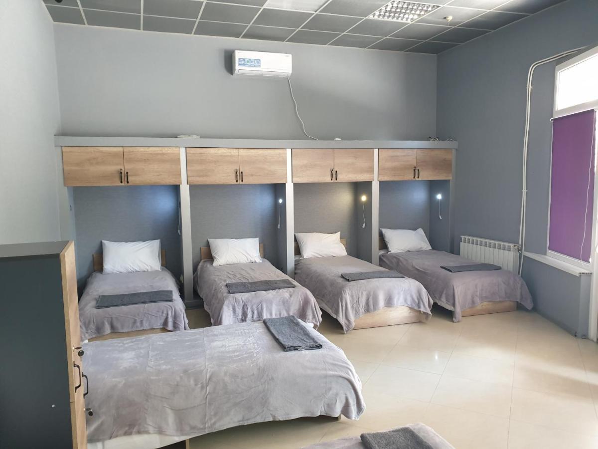Мандри Хостел Oujhorod Extérieur photo