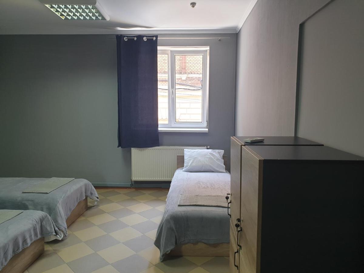 Мандри Хостел Oujhorod Extérieur photo